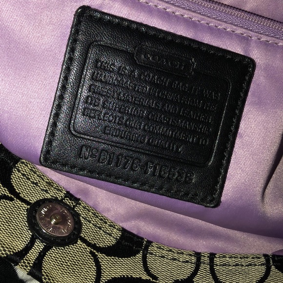 Coach Bag Med Size